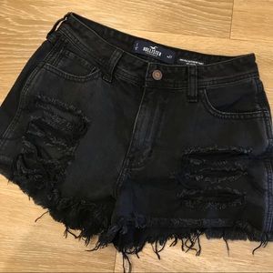 Hollister High-Rise Boyfriend Short